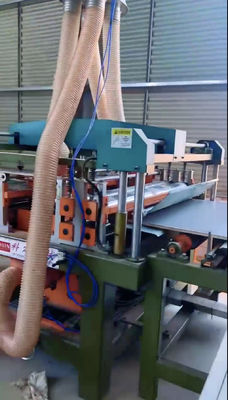 جودة  Four Sides Edge Trimming Saw Short Cycle Hot Press Machine 4X8 4X9 4X10 مصنع