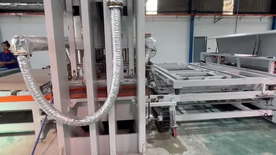 شراء 4X8 دورة قصيرة آلة الضغط الساخن الخشب المزدوج الميلامين المصفوف 1800 طن online manufacture
